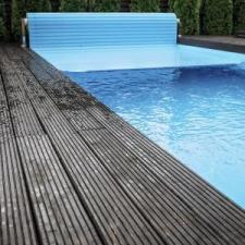 The 6 Best Reasons to Invest in an Automatic Pool Cover thumbnail
